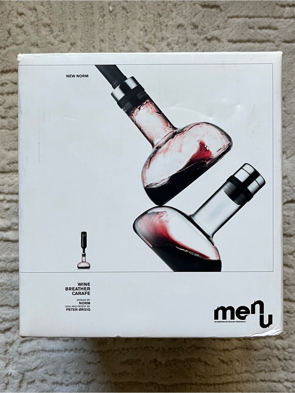 Menu wine breather decanter